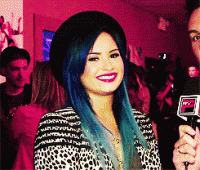 /album/fotogalerie-gify-s-demi-/large-7-gif/